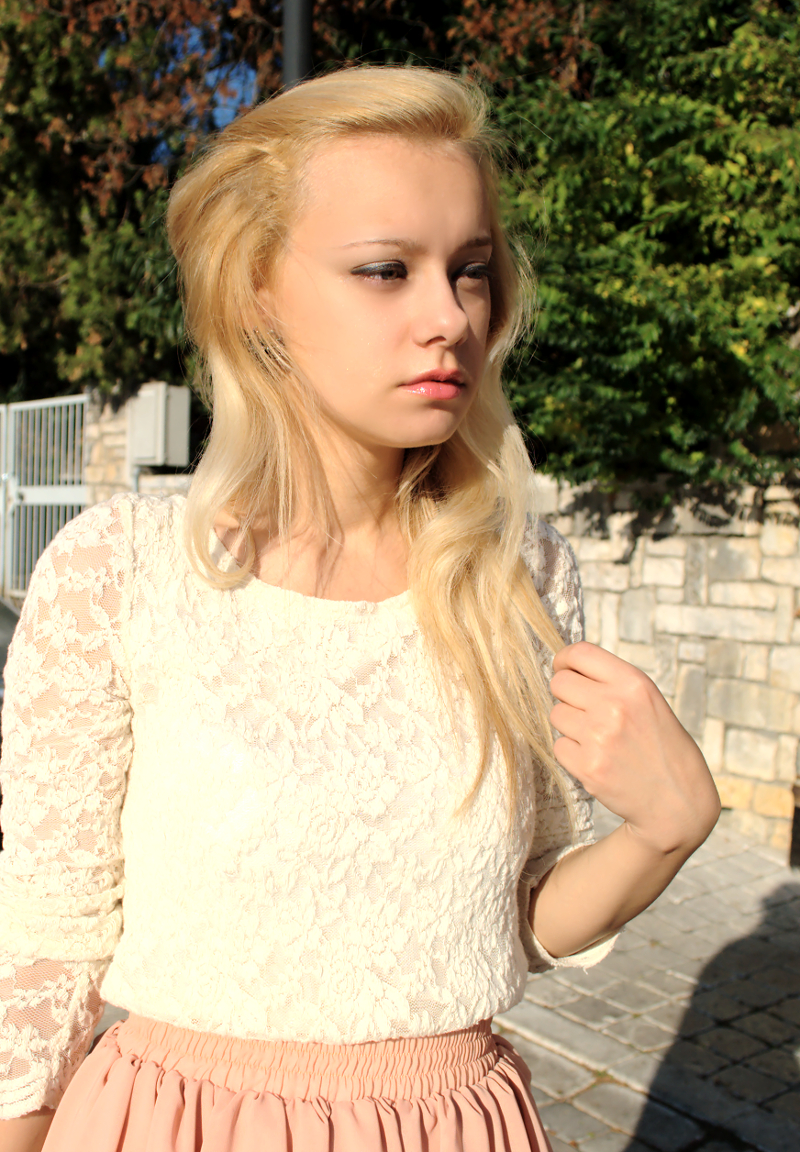 Una gonna pesca per un outfit romantico Teresa Morone theFashiondiet